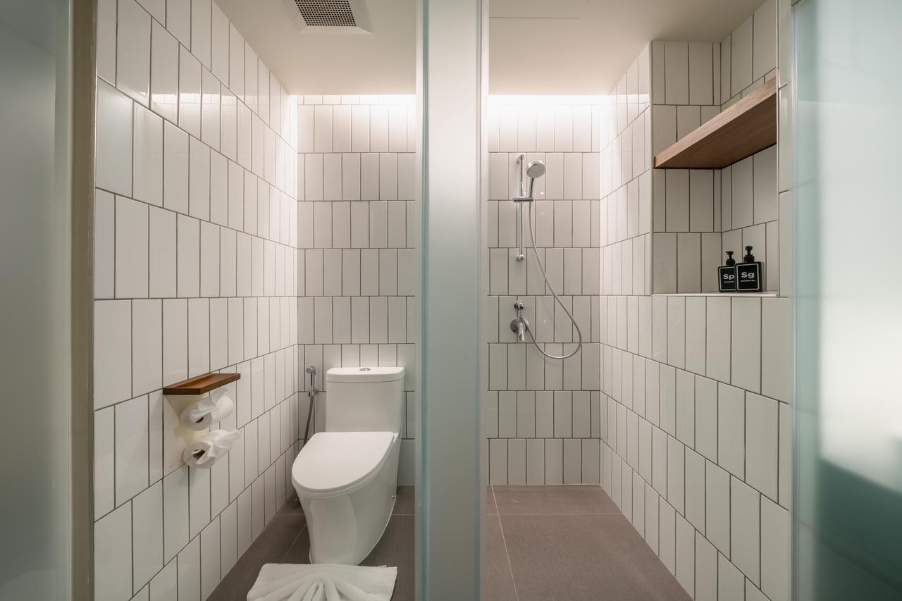 Triple Y Hotel Банкок Екстериор снимка