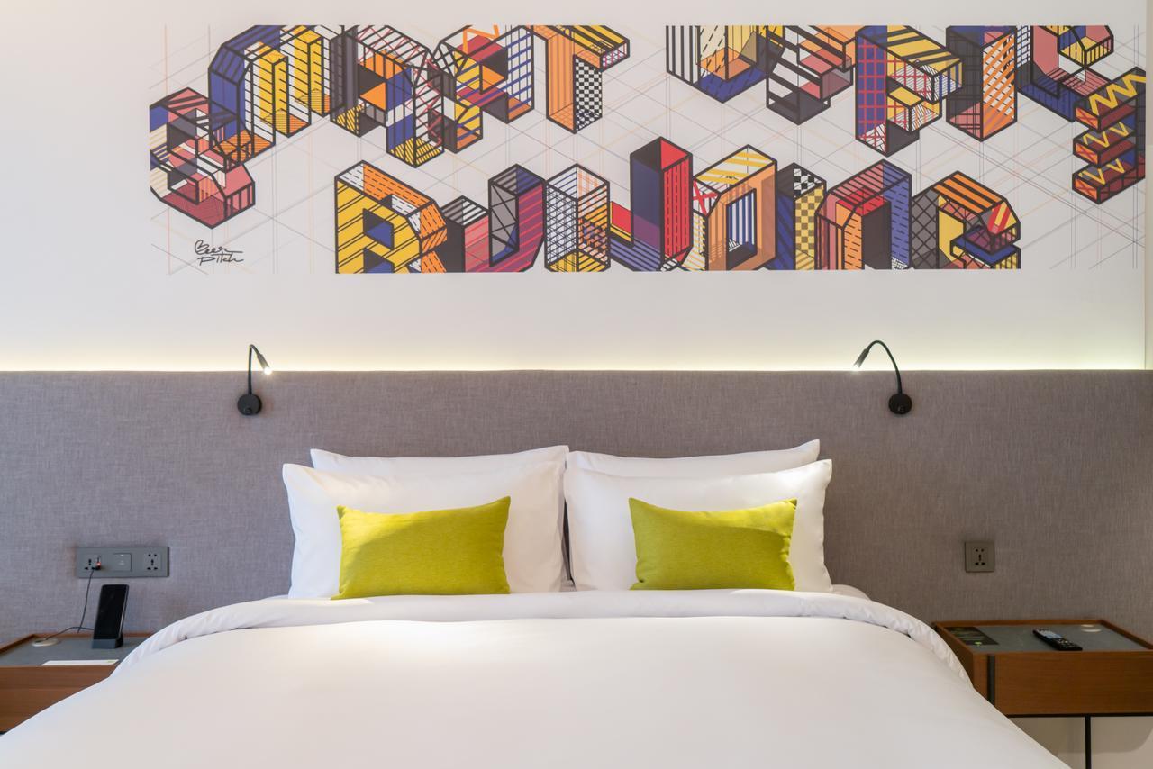 Triple Y Hotel Банкок Екстериор снимка