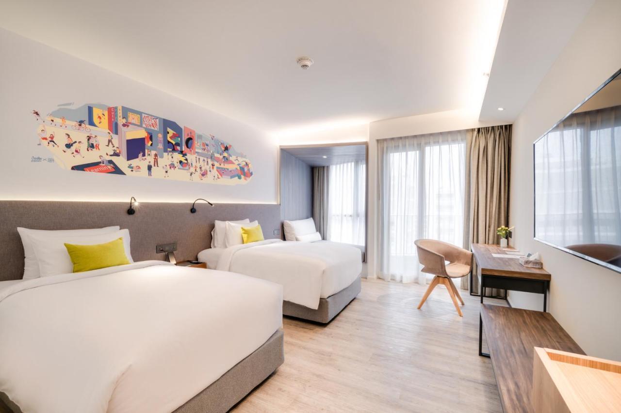 Triple Y Hotel Банкок Екстериор снимка